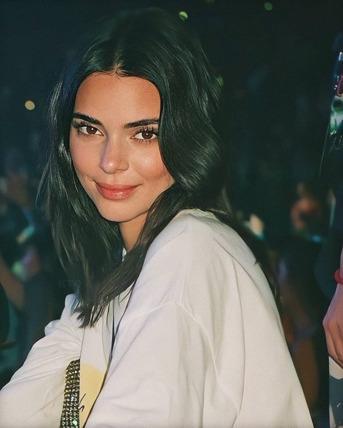 Kendall Jenner Wiki 2021: Net Worth, Height, Weight, Relationship ...