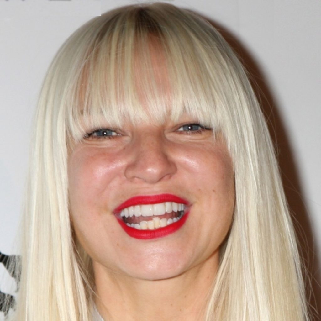 Sia Wiki 2021 Net Worth, Height, Weight, Relationship & Full Biography