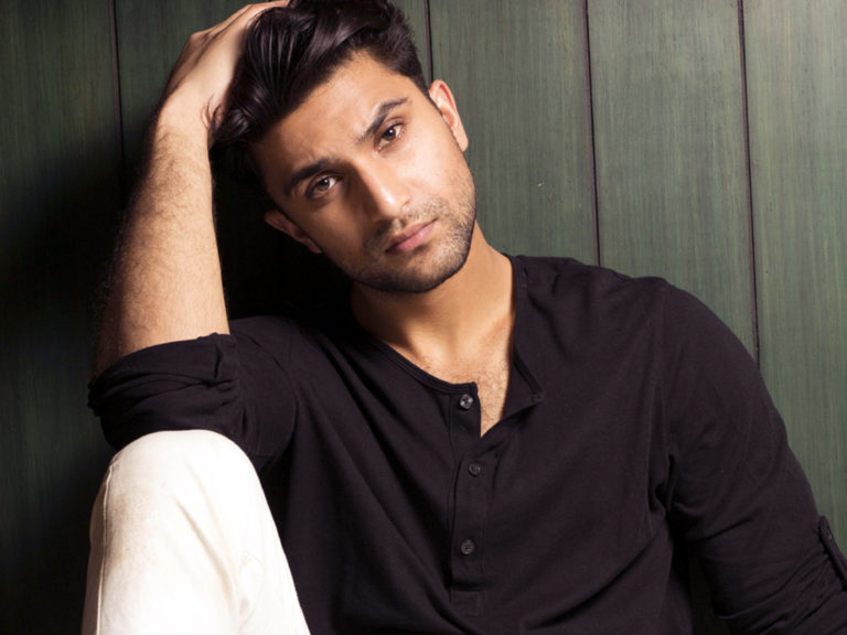 Ahad Raza Mir Wiki 2021: Net Worth, Height, Weight, Relationship & Full ...