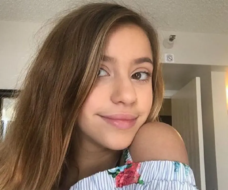 Jayla Vlach Wiki 2021 Net Worth Height Weight Relationship And Full Biography Pop Slider