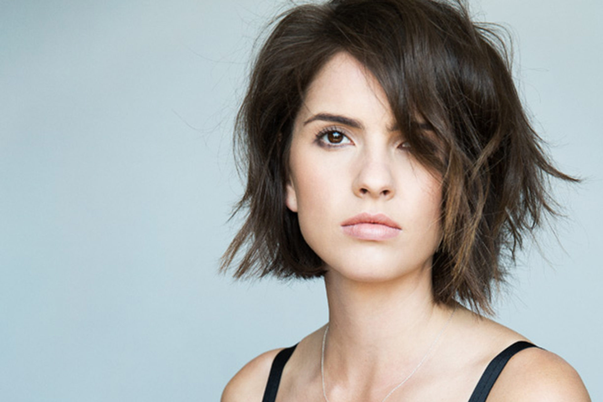 Shelley Hennig Wiki 2021: Net Worth, Height, Weight, Relationship & Full Biography. - Pop Slider