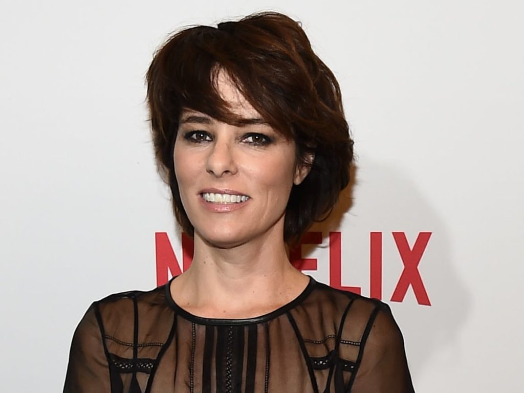 Parker Posey Wiki 2021 Net Worth Height Weight Relationship And Full Biography Pop Slider